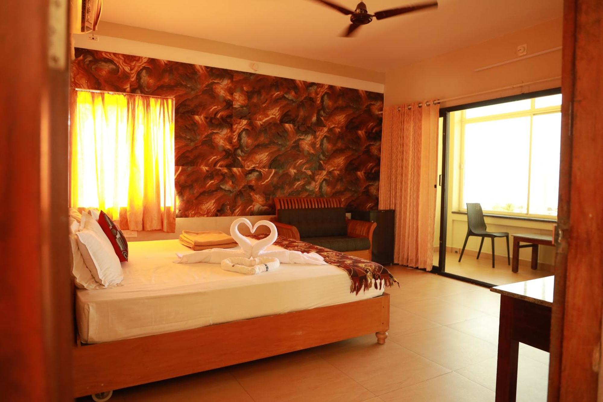 Cherai Beach Palace ภายนอก รูปภาพ