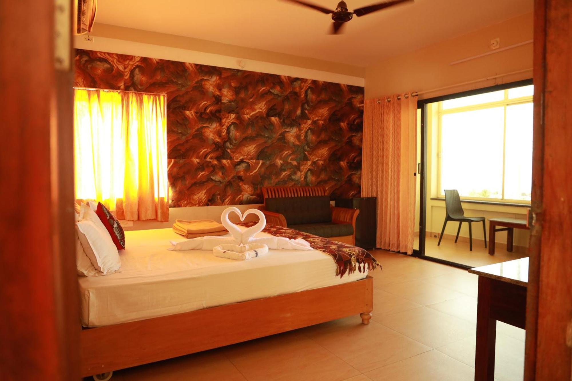 Cherai Beach Palace ภายนอก รูปภาพ